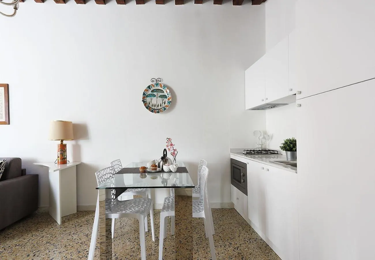 Casa Del Mandolino - Cozy Apt Near The Station! Venedig 0*,